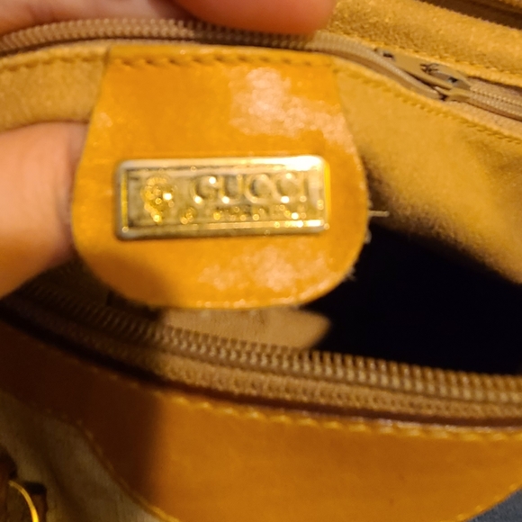 Authentic Vintage Gucci Handbag - Picture 2 of 10